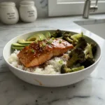 honey sriracha salmon bowls featured